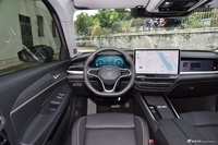 2025款帕萨特 Pro 380TSI 龙尊版