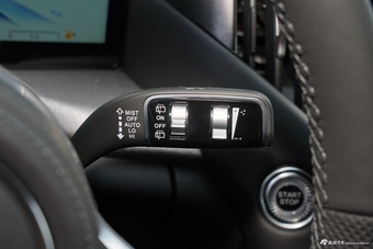 2025款红旗HS7 PHEV 改款 2.0T PHEV 四驱200万辆纪念版 7座
