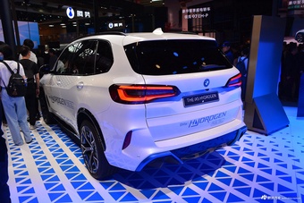 2024北京车展实拍：宝马iX5