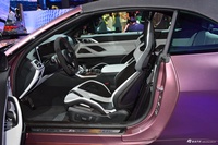2024款宝马M4敞篷轿跑车 M xDrive 雷霆版