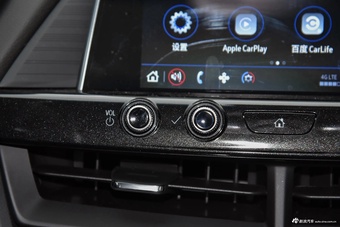 2023款凯迪拉克CT4 28T 豪华型