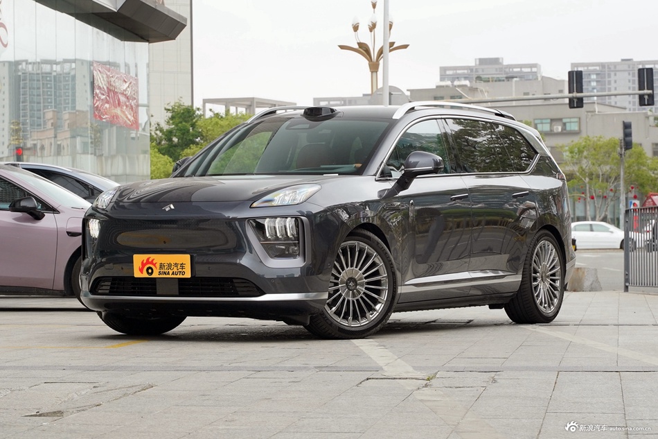 2025款昊铂HL 700 Ultra六座四驱激光雷达版