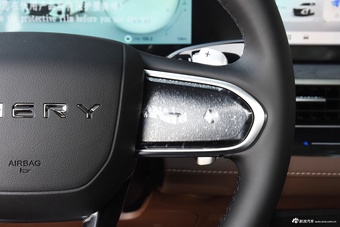 2025款艾瑞泽8 2.0T DCT劲