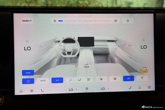 2024款瑞虎8 L 2.0T 两驱尊贵版 7座