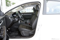 2025款帝豪第4代 1.5L 手动龙腾版