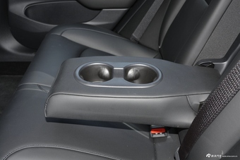 2020款特斯拉改款Model 3 长续航后轮驱动版 