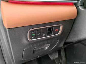 2026款瑞虎8 虎版290TGDI自动尊贵型