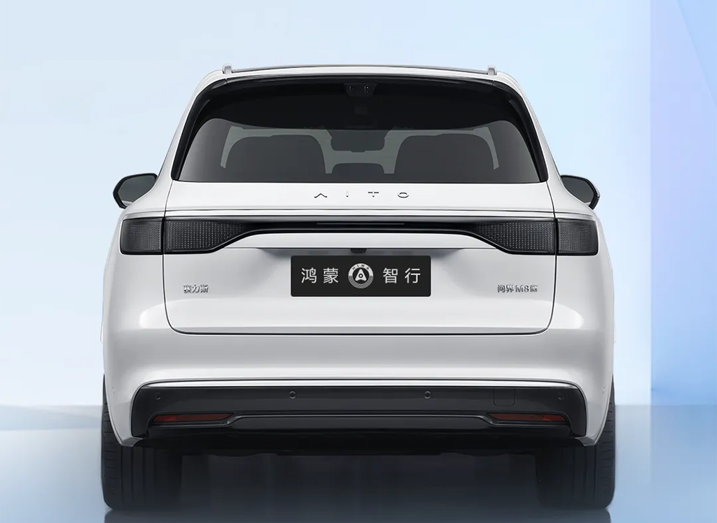 2025款问界M8纯电版 双电机 6座 官图