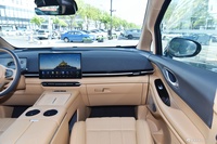 2025款岚图梦想家 PHEV 四驱尊贵乾崑版