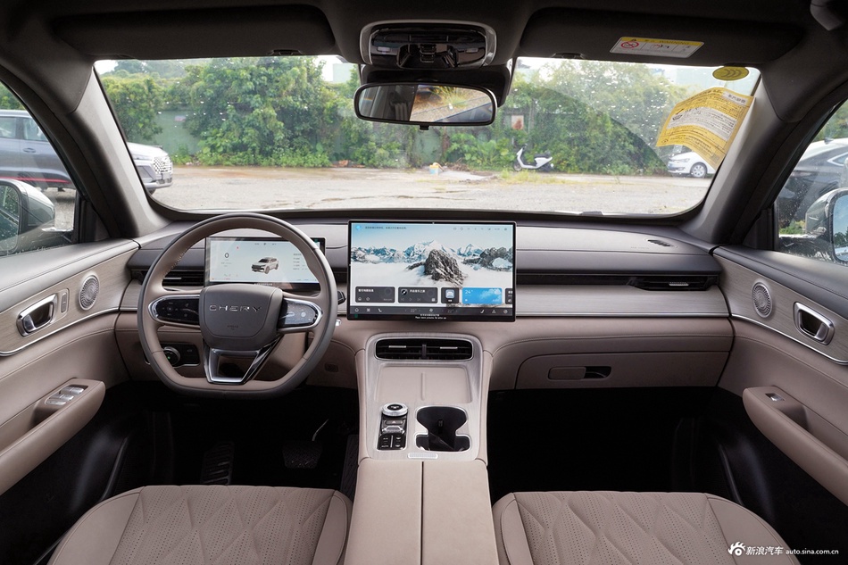 2025款瑞虎8 PLUS 290TGDI DCT乘势版