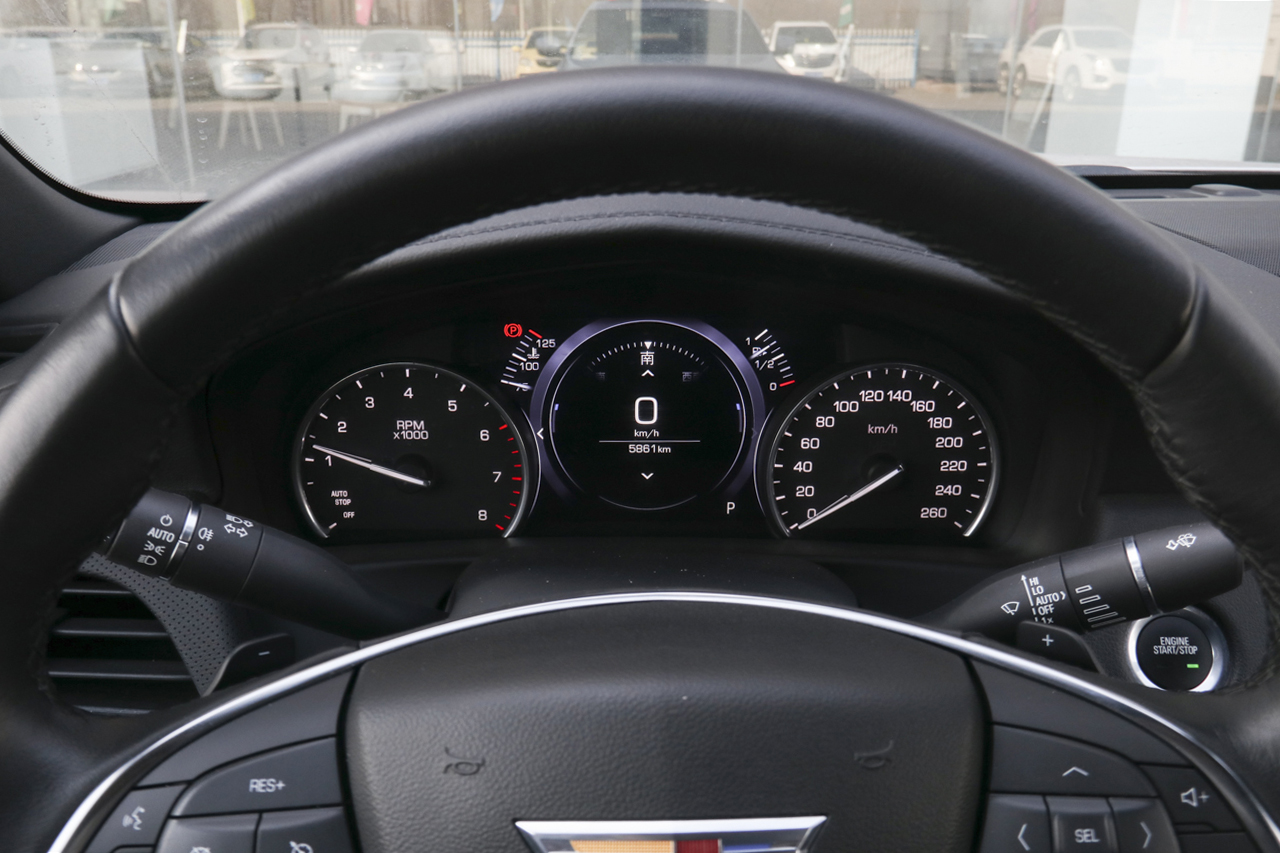 2019款CT6 2.0T自动28T精英型