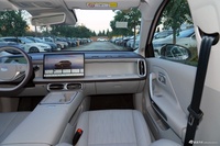 2025款零跑B01 550悦享版