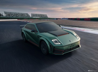 2022款机甲龙 全球限量版 官图