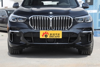 2022款宝马X5 xDrive 40Li 尊享型M运动套装