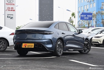 2023款海豹 冠军版 550km 尊贵型