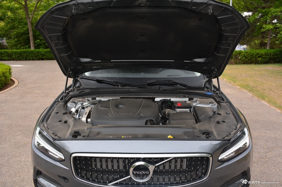 2020款沃尔沃V90 T5 AWD智尊版