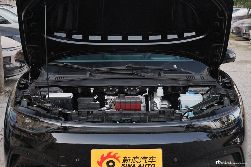 2026款零跑Lafa5 515 Plus