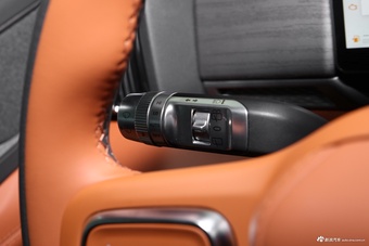 2025款山海L7 PLUS 220km精英版 7座