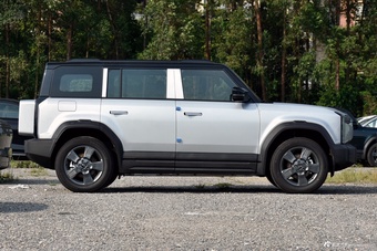 2025款风云X3 401风尚版