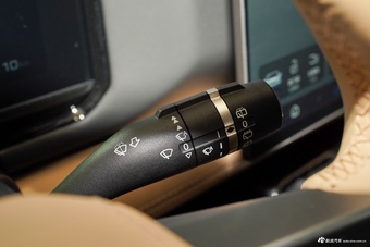 2025款豹8 智勇旗舰版 5座