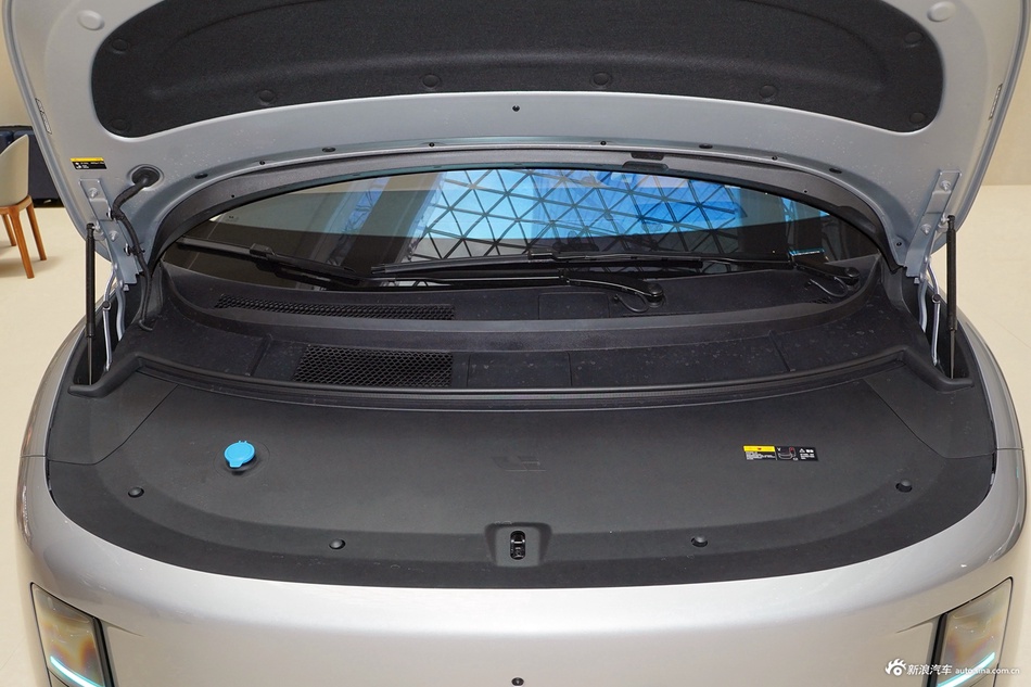 2025款理想i8 高配