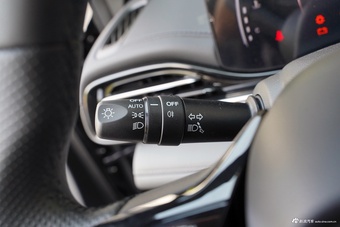 2025款影豹 270T DCT R-Style劲享版