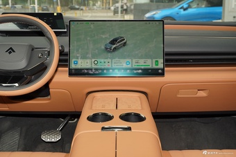 2025款昊铂HL 700 Ultra六座四驱激光雷达版