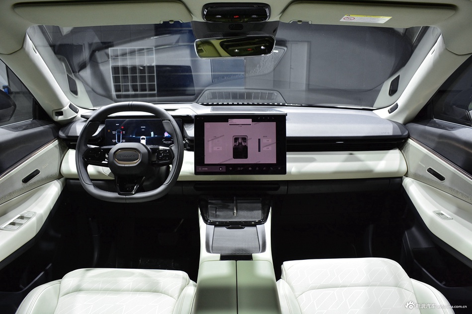 2023款领克08 1.5T 四驱245km