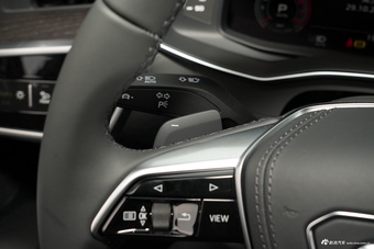 2026款奥迪A6L 45 TFSI quattro 臻选动感型