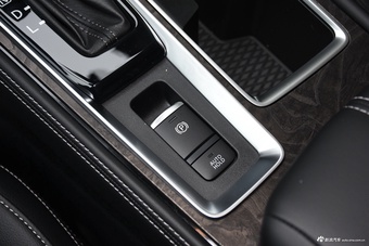 2024款天籁 2.0L SV 黑金版