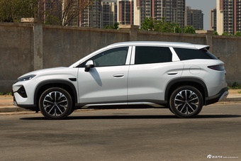 2026款宋Ultra DM-i 310KM 超越型