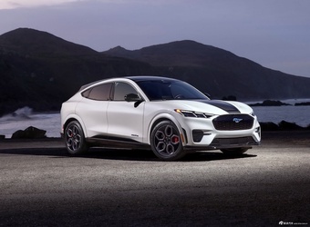 2026款福特电马 Mach-E GT California Special Package