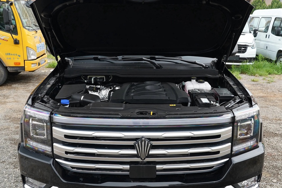 2023款大道 追光者 2.3T汽油自动四驱标轴尊享款