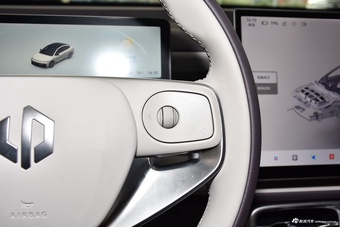 2025款零跑B01 550激光雷达版