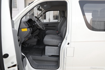 2021款凯锐浩克2.0L手动畅运标准6座平顶1TZS