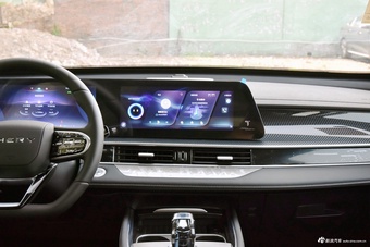 2025款瑞虎7 PLUS 1.6TGDI DCT尊贵型