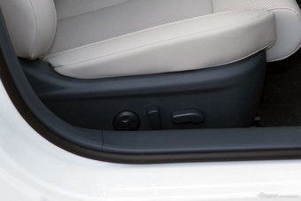 2026款天籁 2.0L 智能超舒适版