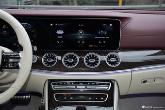 2021款奔驰E级 改款 E 260 轿跑车