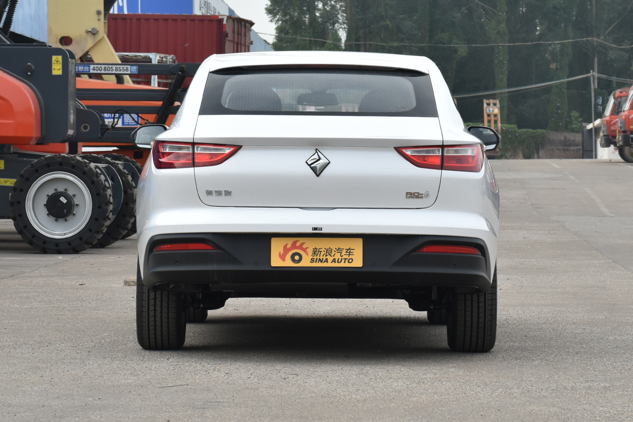 2019款宝骏RC-6 1.5T手动24小时在线精英型