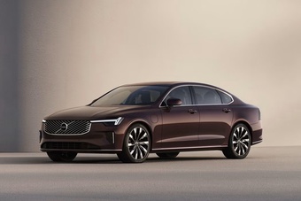 沃尔沃S90混动34.9万