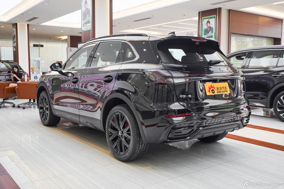 每次亮相都是焦点，红旗HS5全国最高直降5.78万