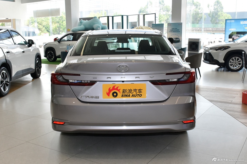 价格来说话，12月新浪报价，丰田凯美瑞全国新车12.94万起