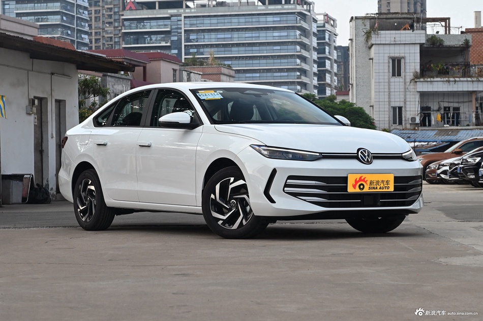 明明可以靠颜值却非要靠价格实力，大众朗逸全国6.73万起