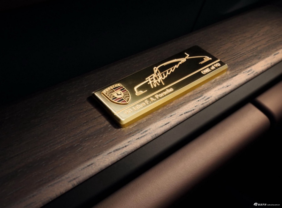 全系价格低至130.17万起，最大折扣8.9折，保时捷911问你敢答应吗？